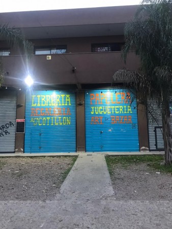 2 LOCALES COMERCIALES UBICADOS EN SAN MIGUEL