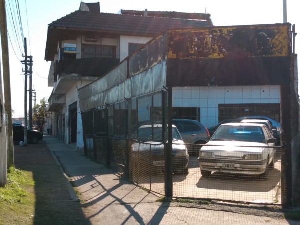 Local Comercial con Vivienda Sobre Av. Balbin